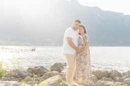 séance photo grossesse au bord du lac du bourget